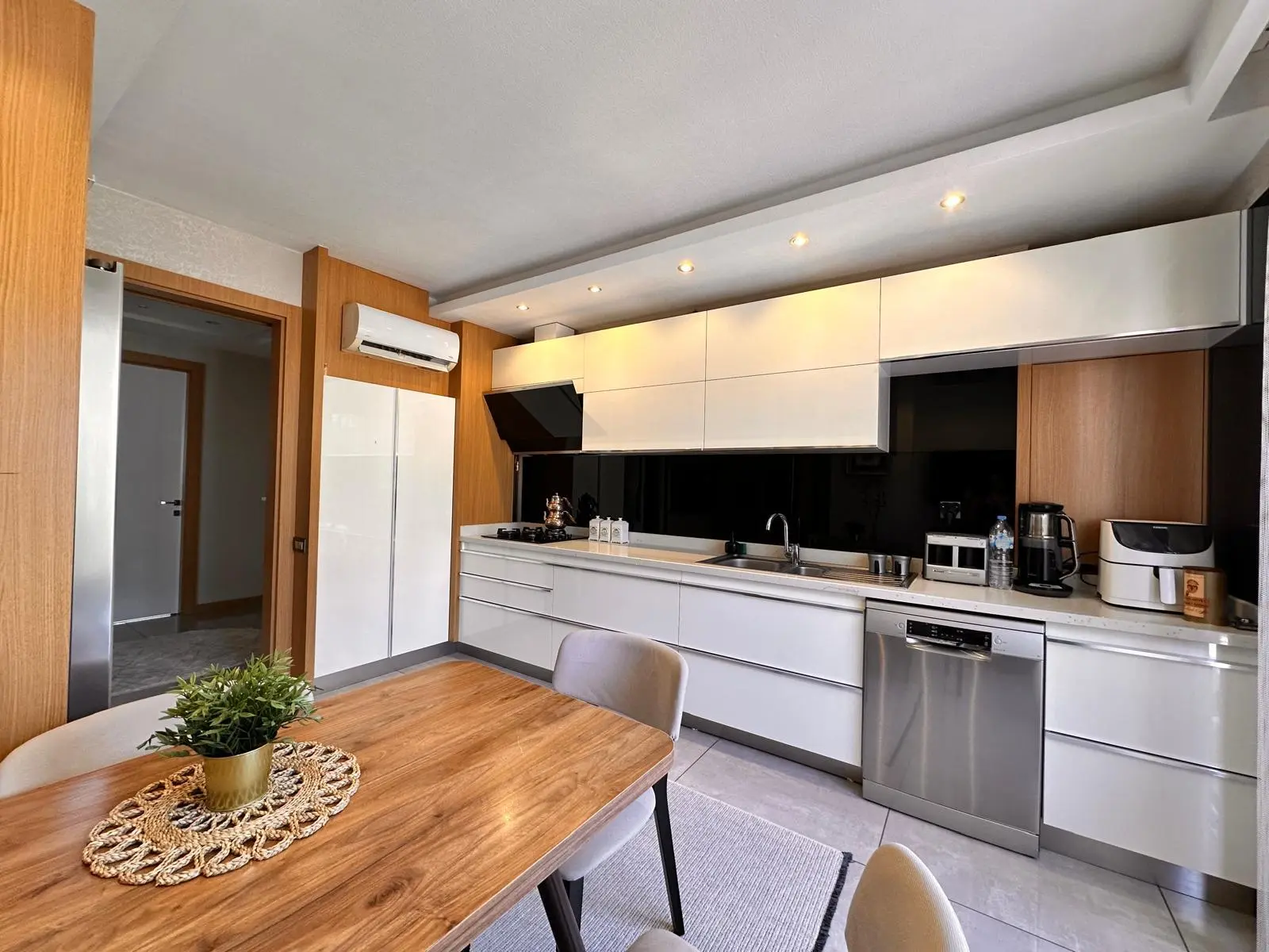 Kitchen area